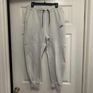 Nike Men’s Tech Fleece Joggers